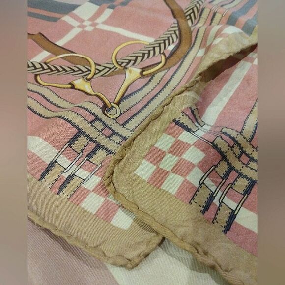 Vintage Silk Scarf Rolled Hem Equestrian Horse Bridle Foulard - Picture 16 of 16